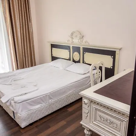 Primea Hotel de apartamente Țarevo