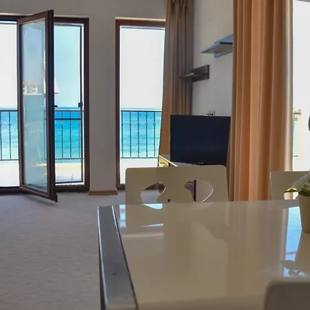 Hotel de apartamente Primea Țarevo