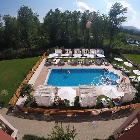 Primea Apartmanhotel 3*