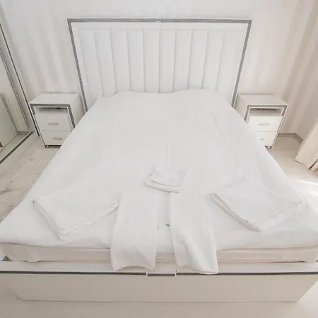 Primea מלון דירות צרבו