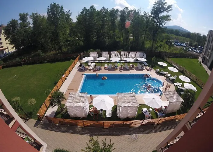 Primea Aparthotel 3*